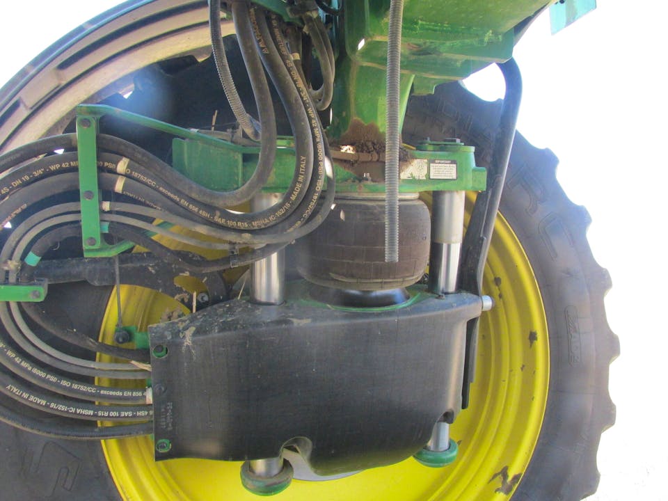 John Deere R4044