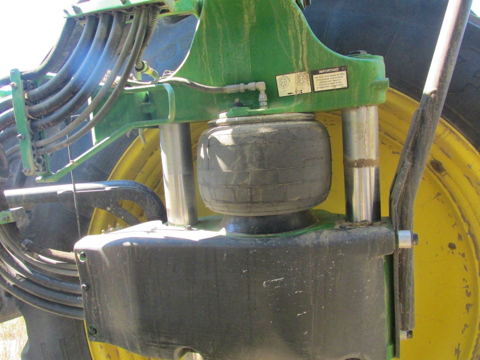 John Deere R4044