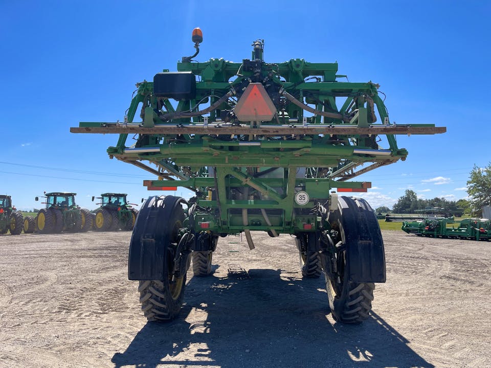 John Deere R4045