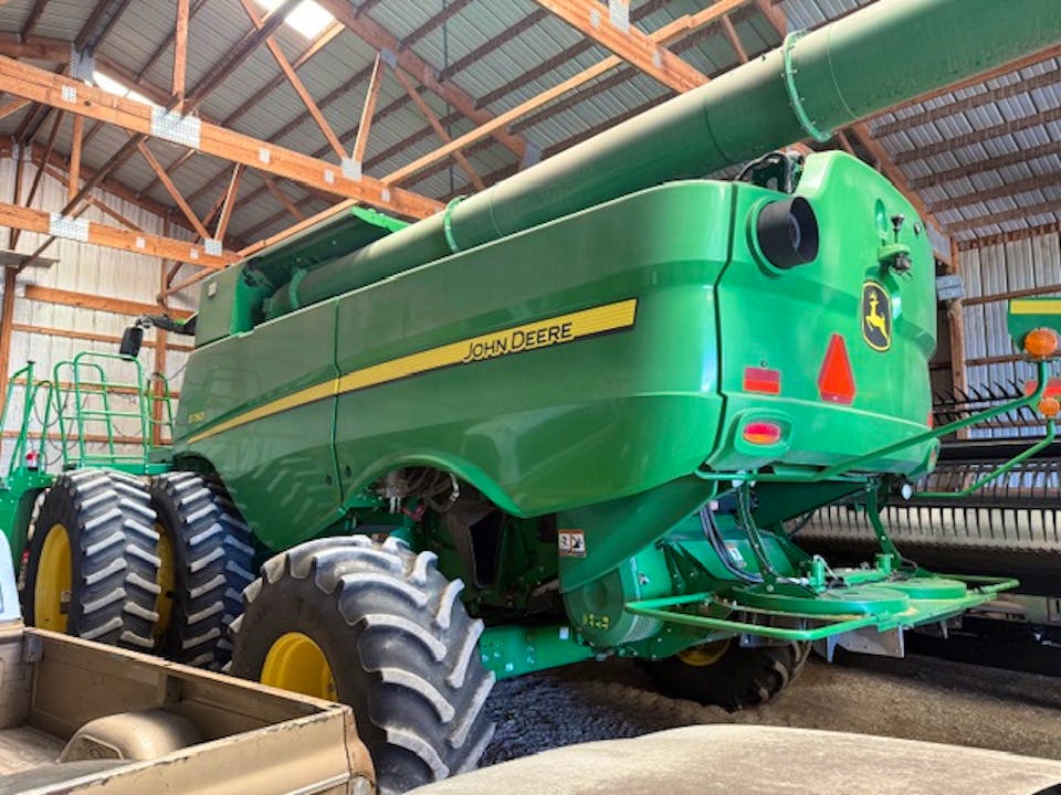 John Deere S780