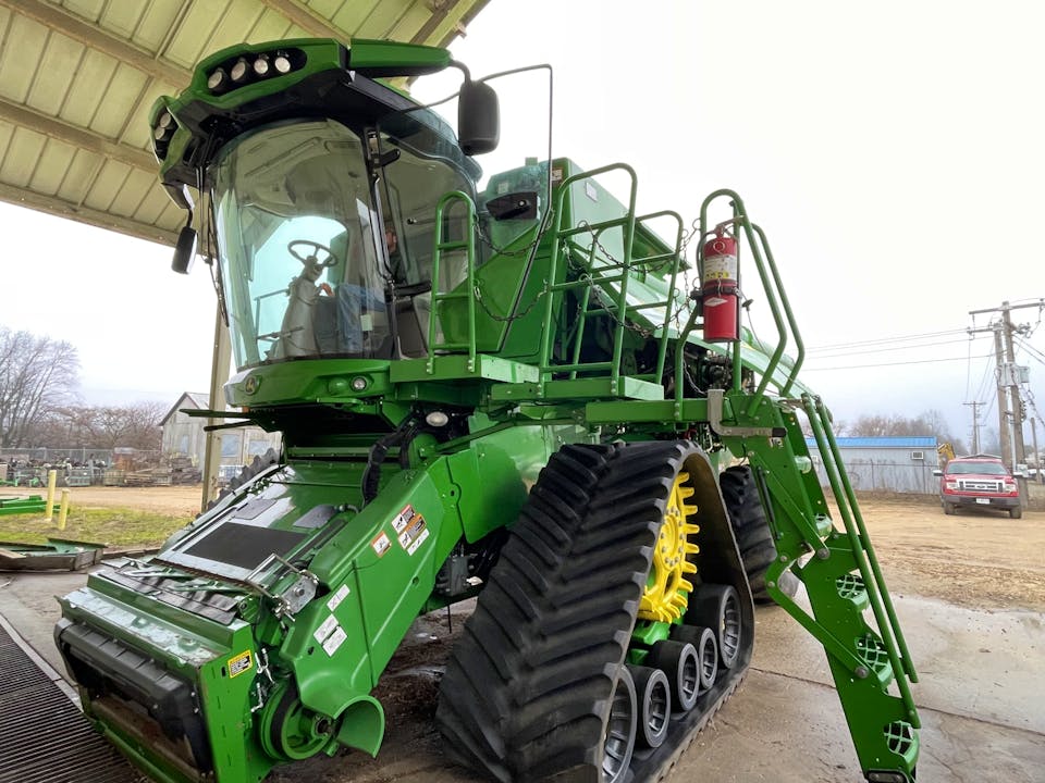 John Deere S780