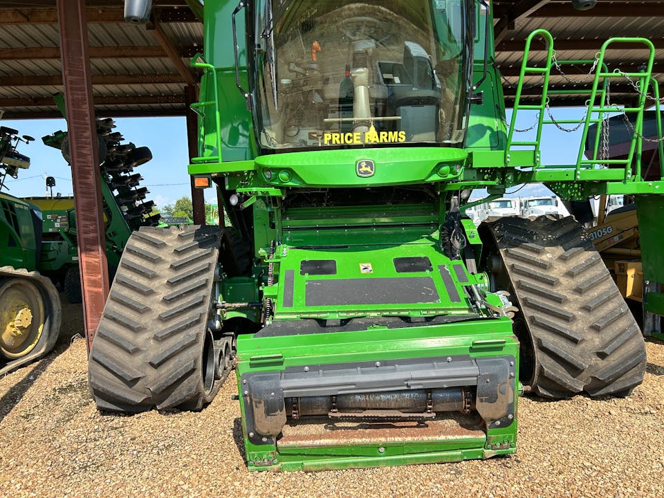 John Deere S780