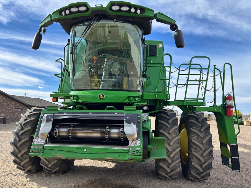 John Deere S780