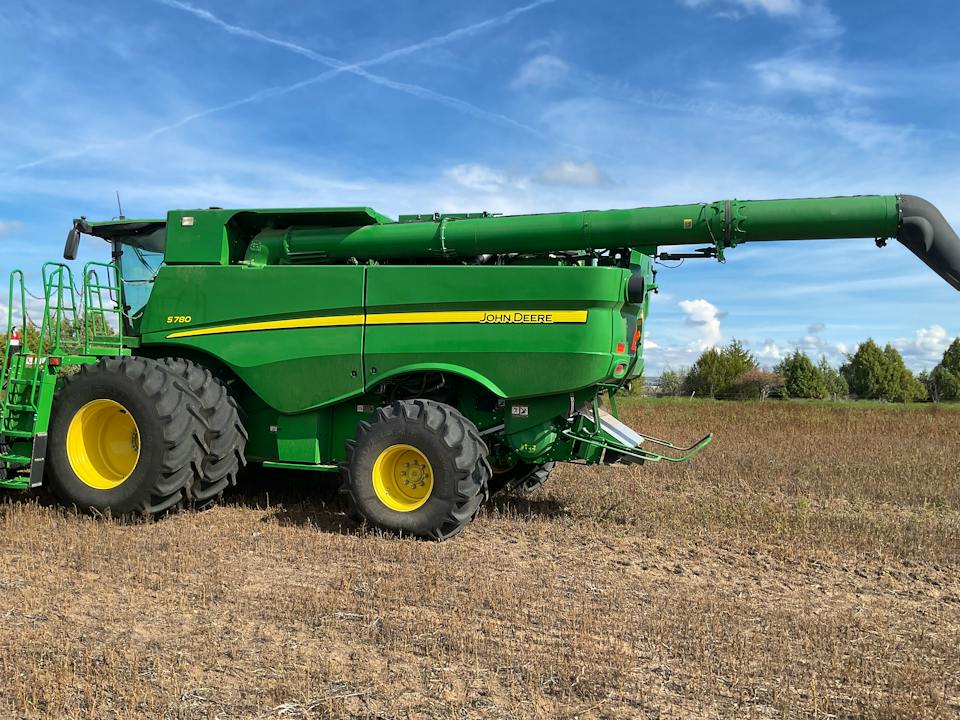John Deere S780