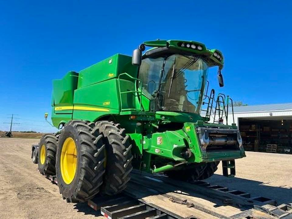 John Deere S780