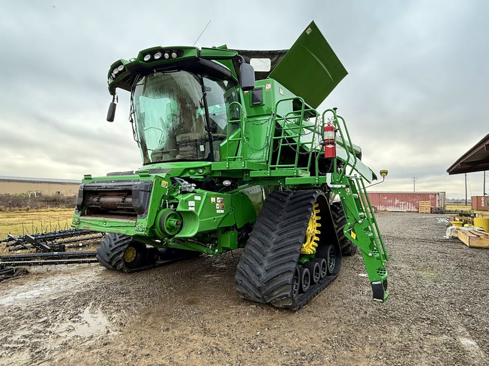John Deere S790