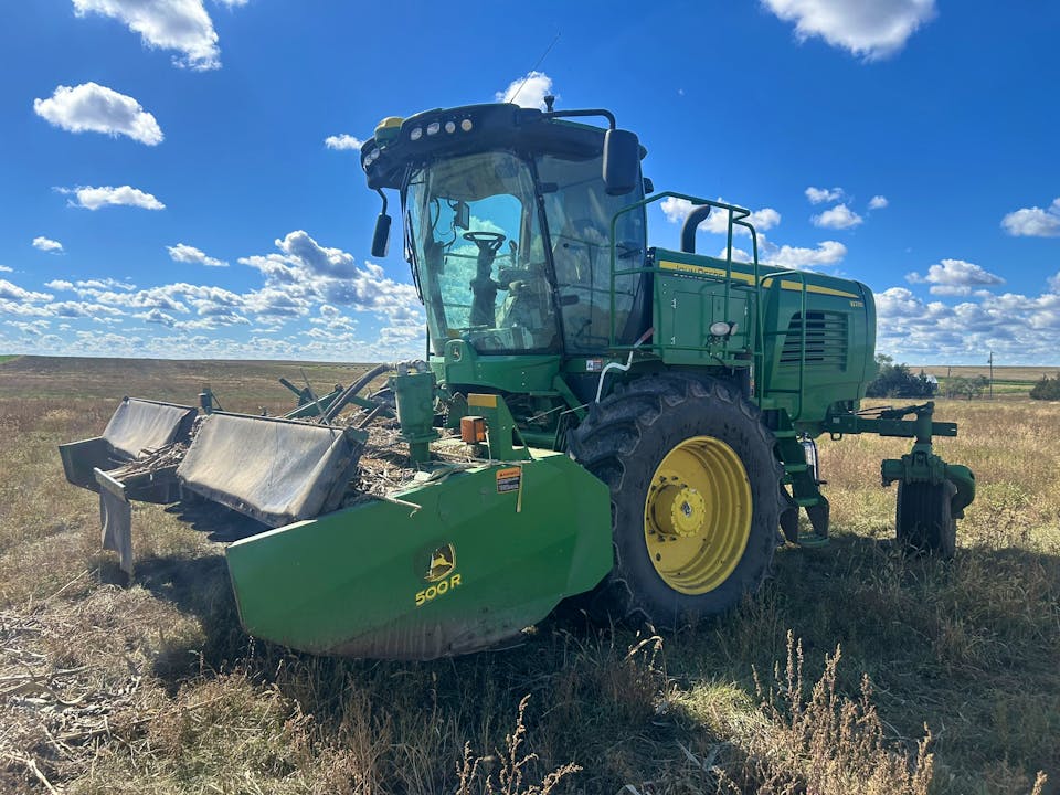 John Deere W235