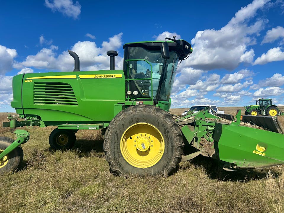 John Deere W235