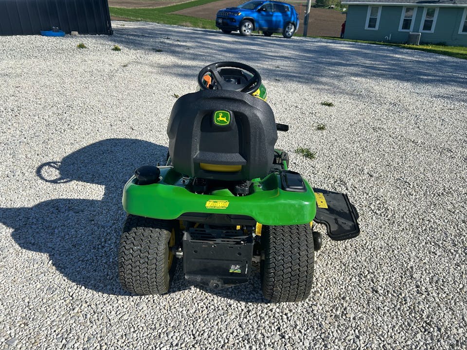 John Deere X330