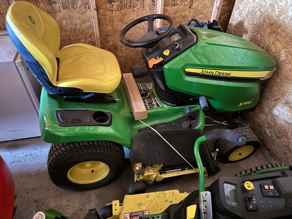 John Deere X380