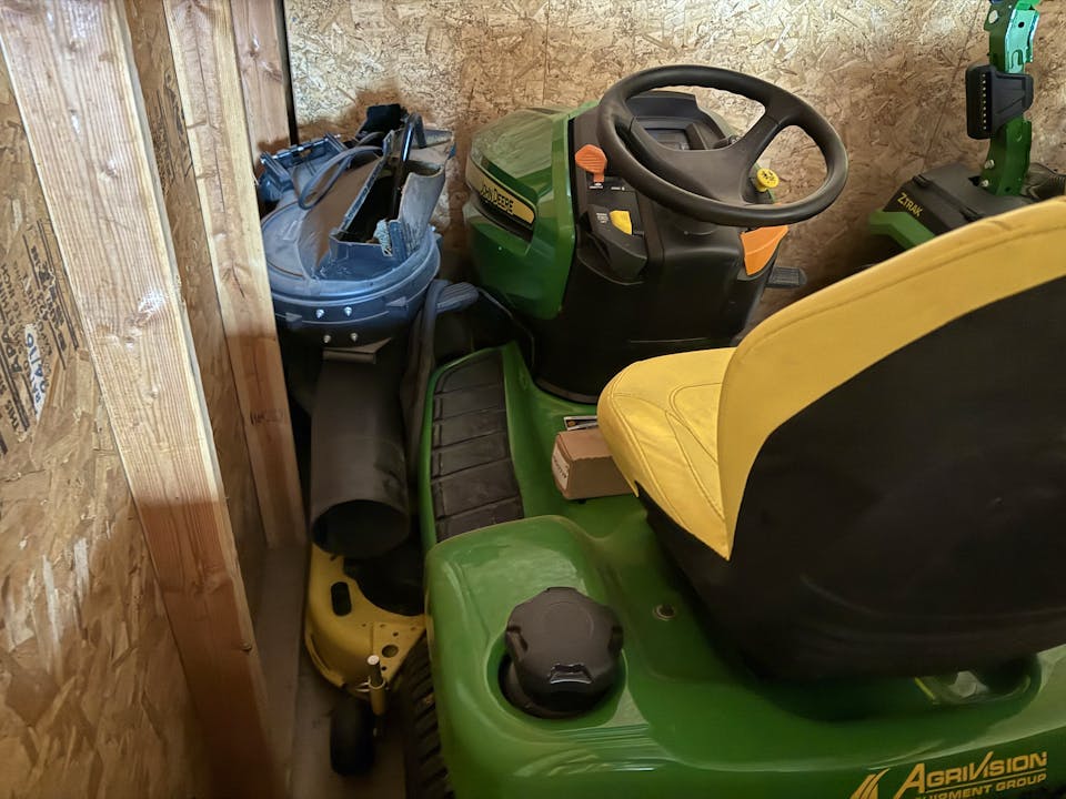John Deere X380
