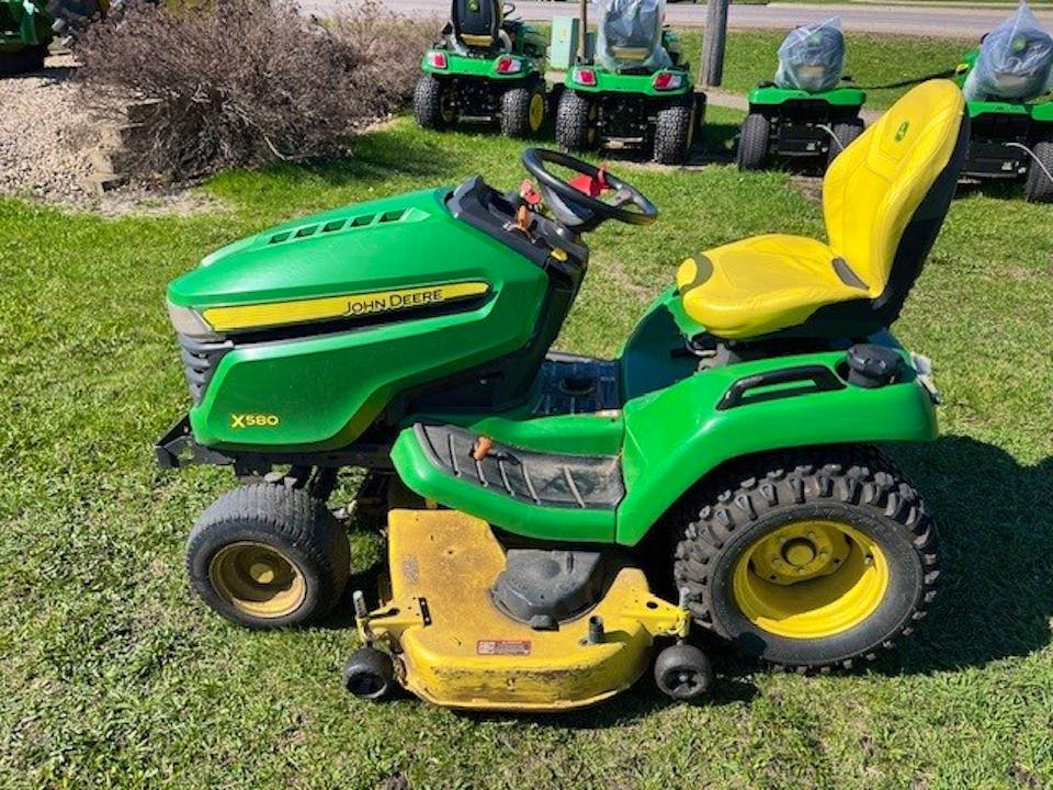John Deere X580
