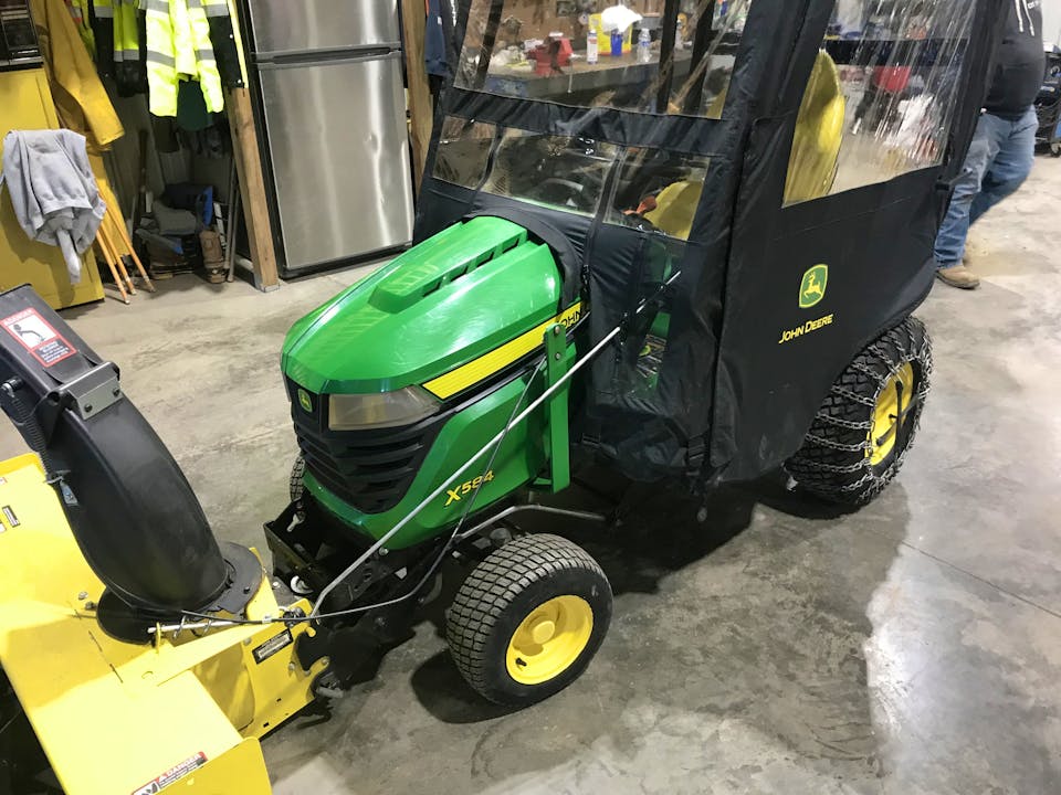 John Deere X584