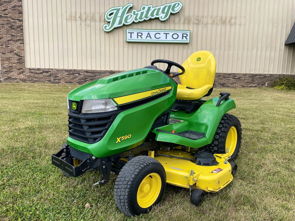 John Deere X590