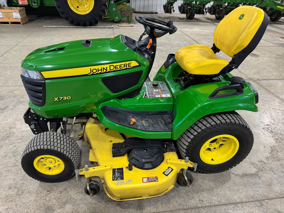 John Deere X730