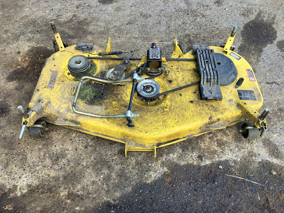 John Deere X750