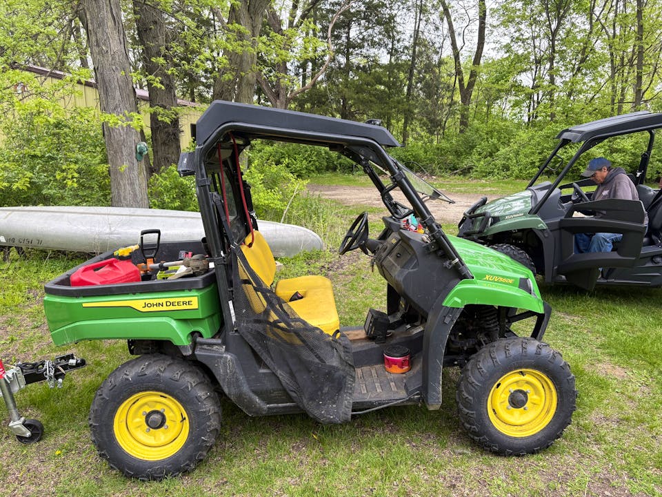 John Deere XUV560E