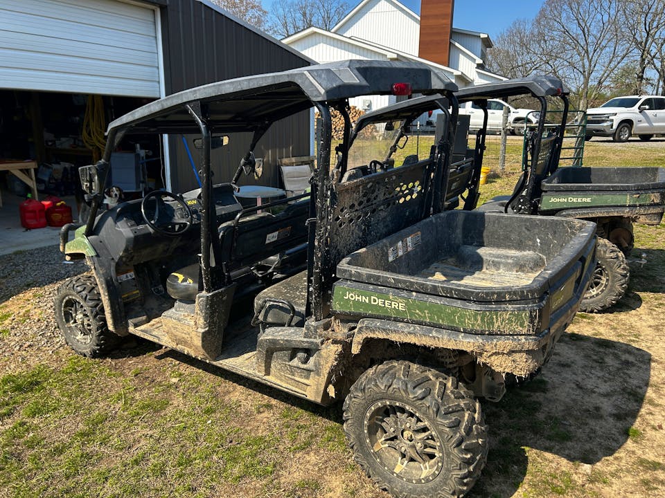 John Deere XUV590M