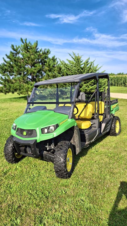 John Deere XUV590M S4