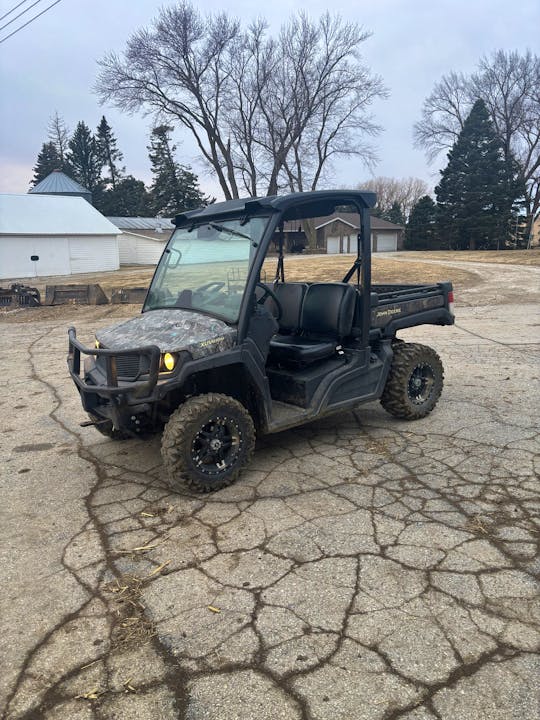 John Deere XUV835M