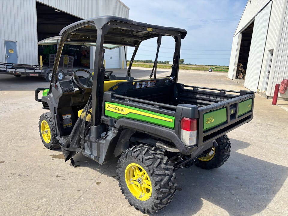 John Deere XUV835M