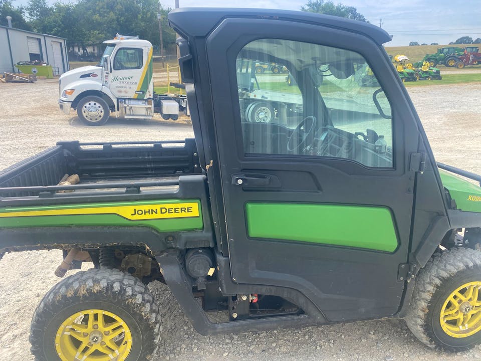 John Deere XUV835M