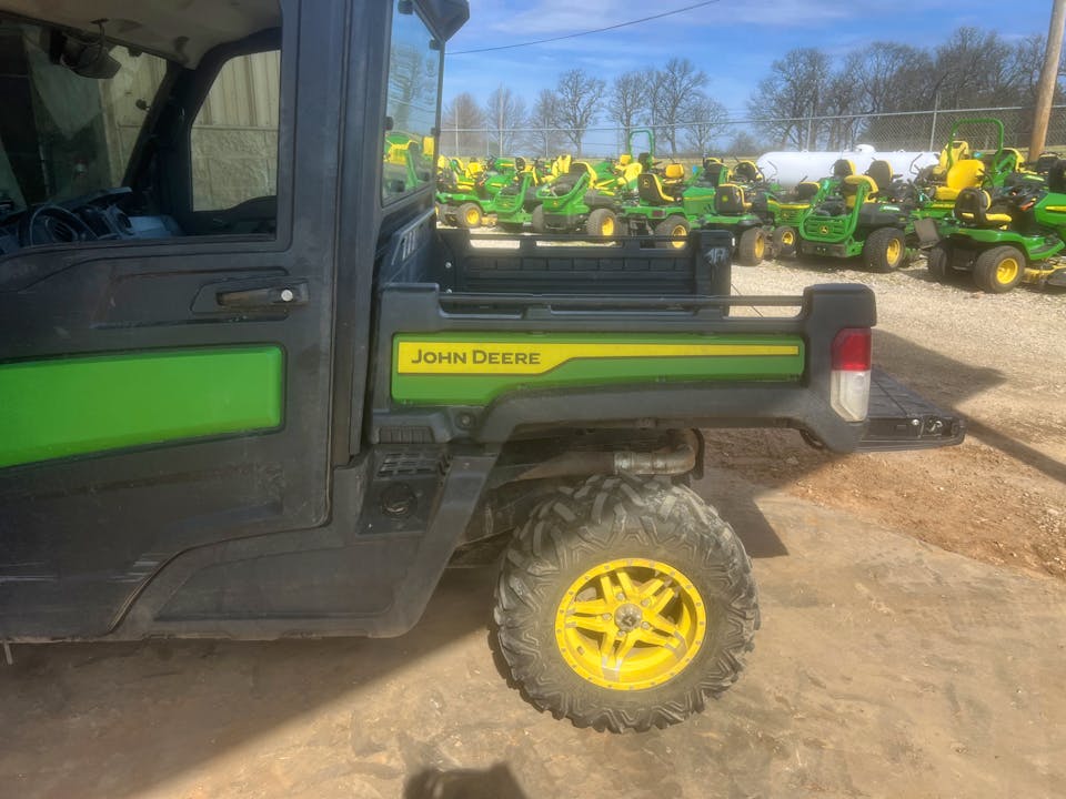 John Deere XUV835M