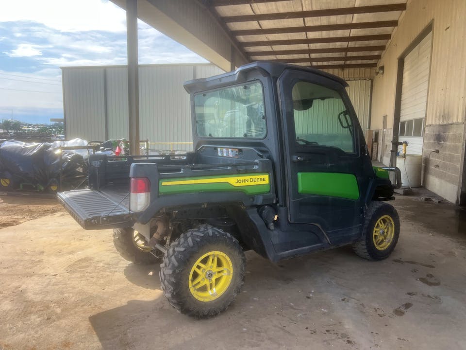 John Deere XUV835M