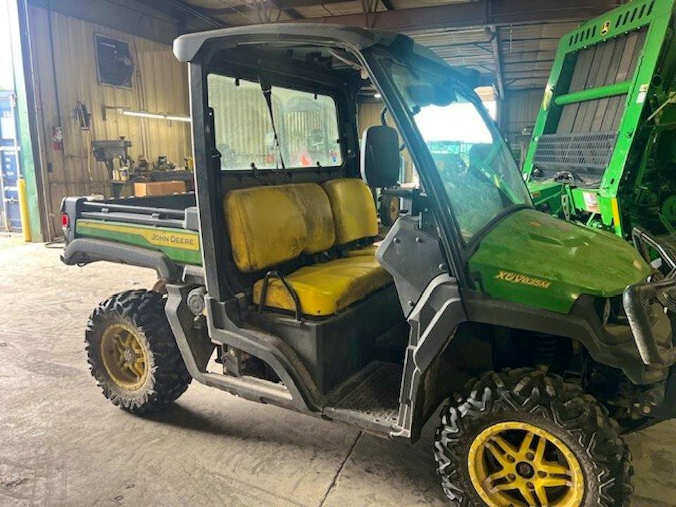 John Deere XUV835M