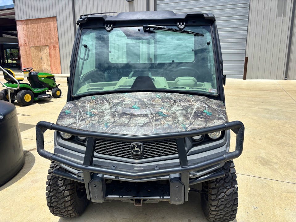 John Deere XUV835R