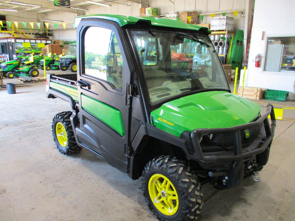John Deere XUV835R