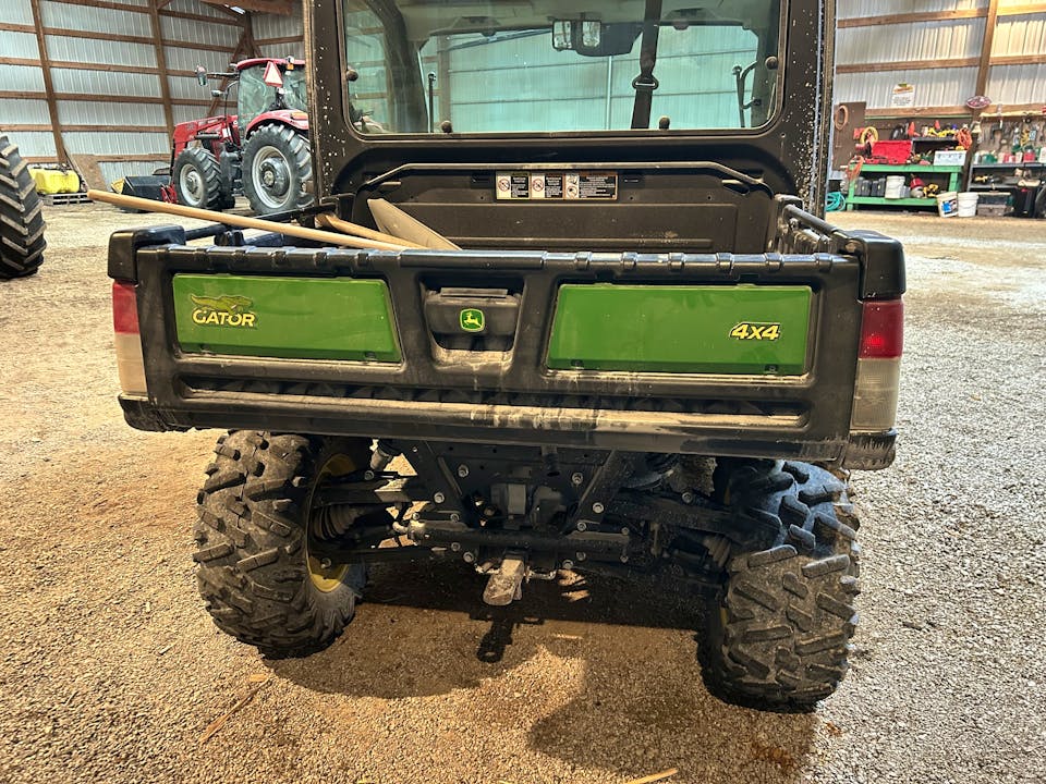John Deere XUV865R Diesel Premium Cab