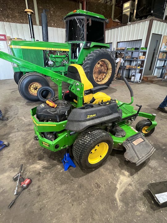 John Deere Z730M
