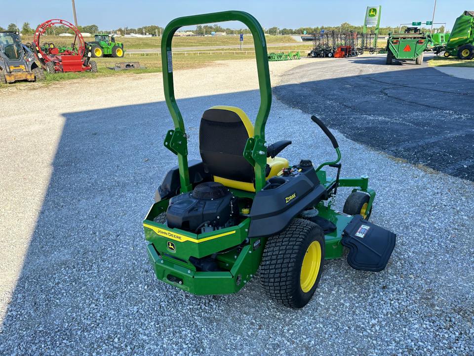 John Deere Z735M