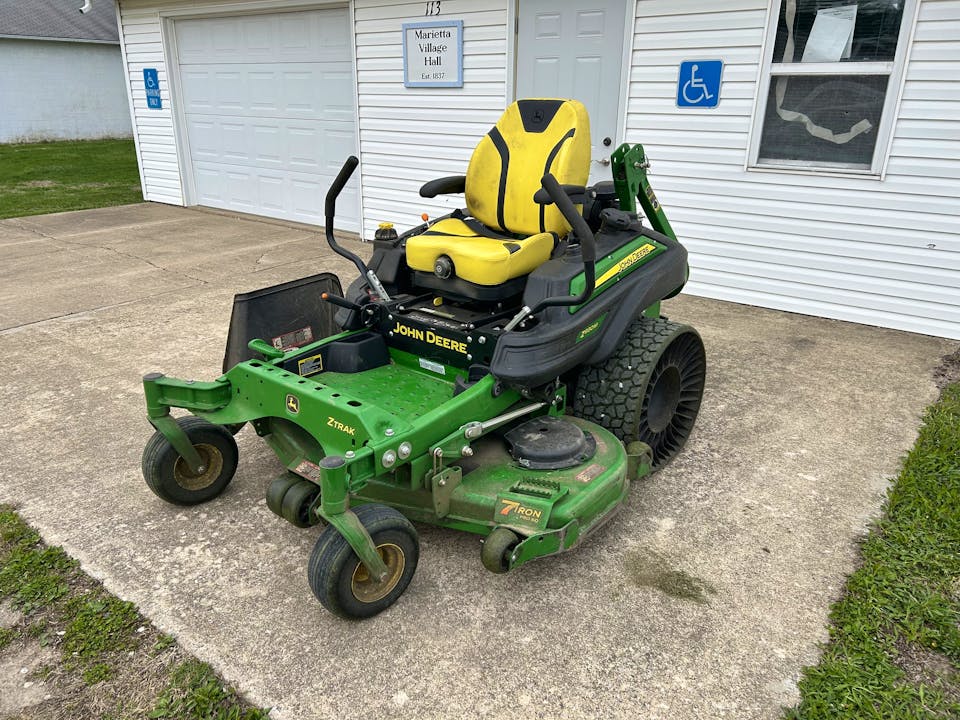 John Deere Z930M