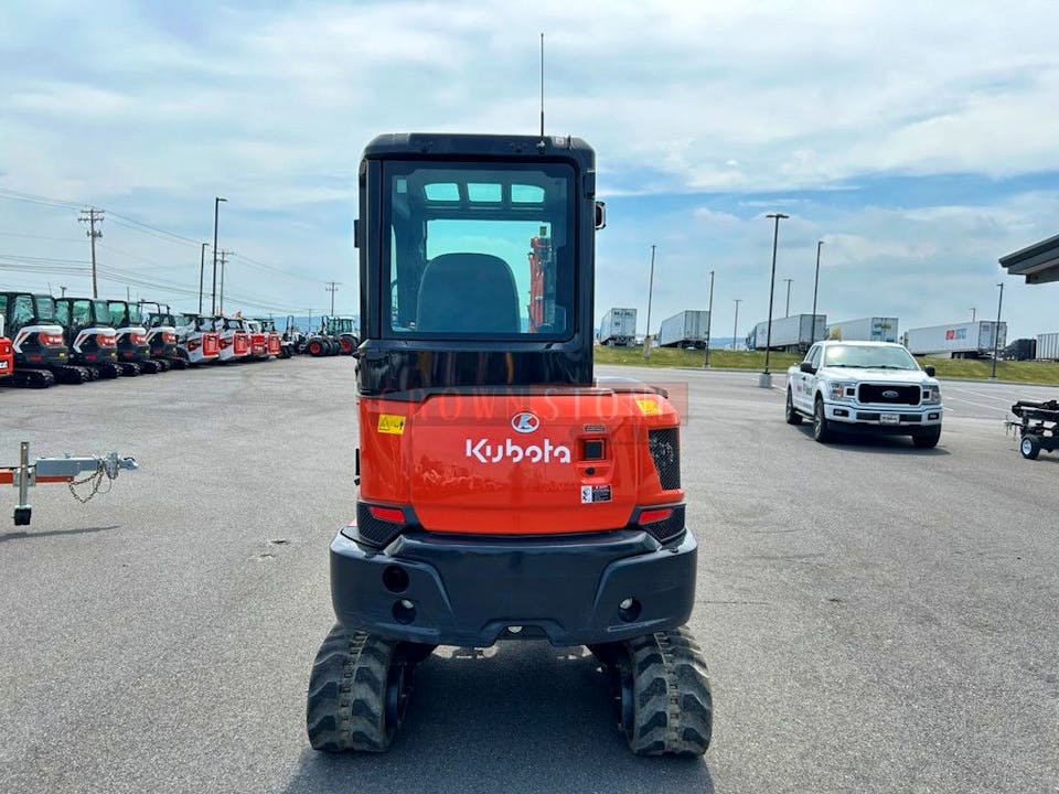 Kubota KX033-4