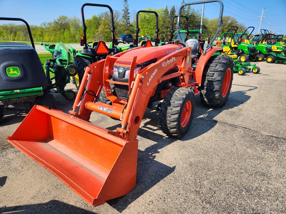 Kubota MX6000