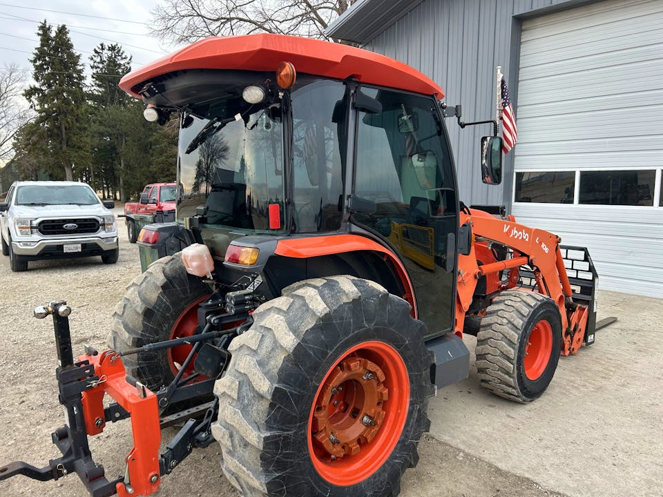 Kubota MX6000