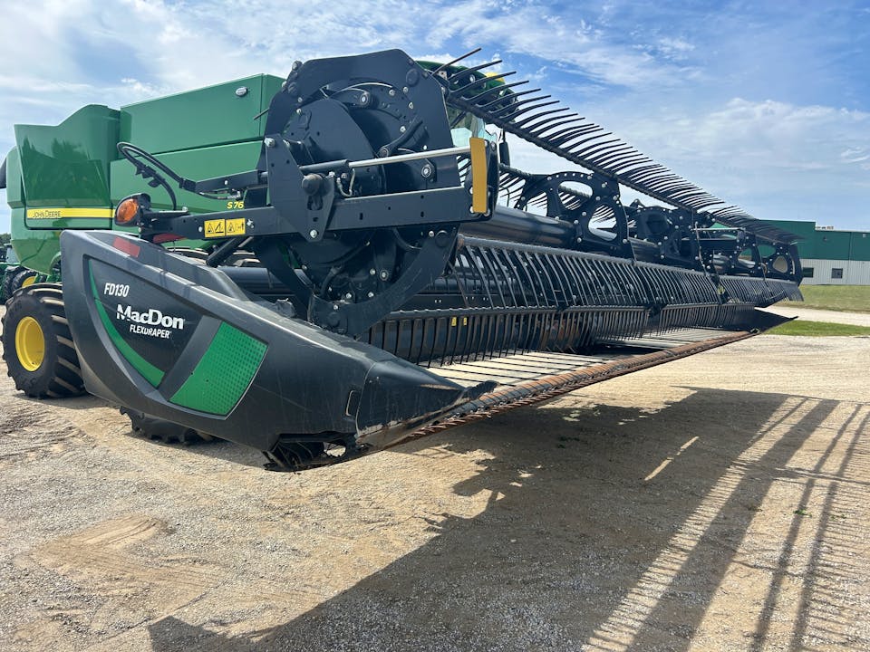 MacDon FD130