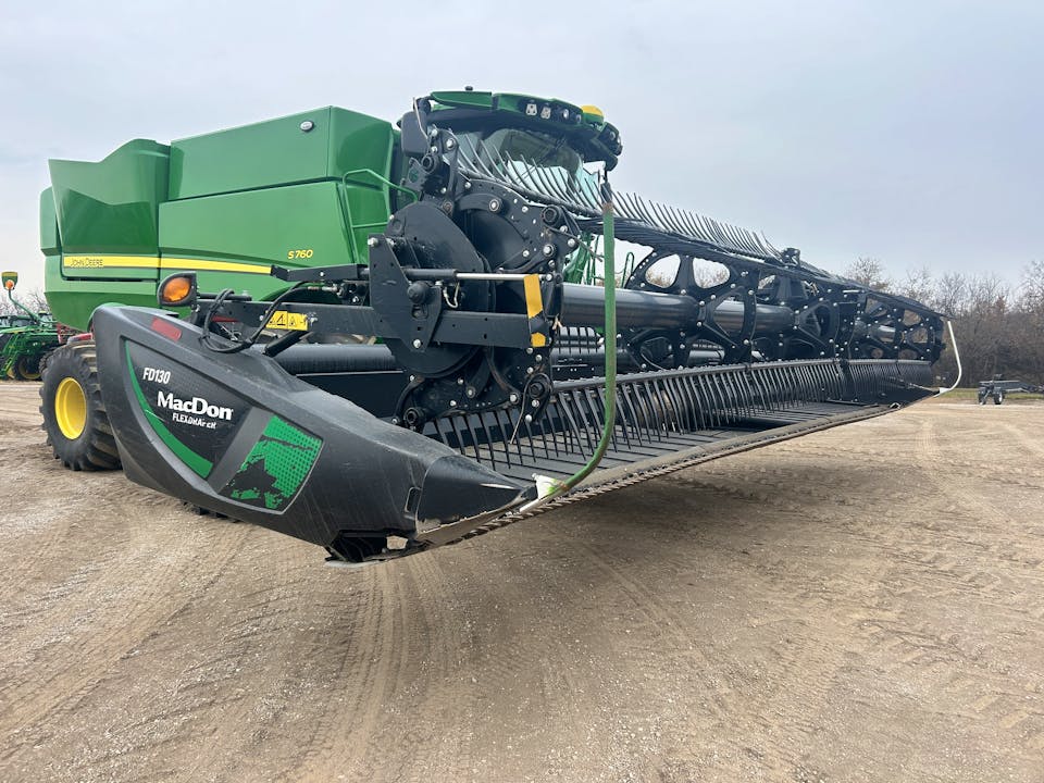 MacDon FD130