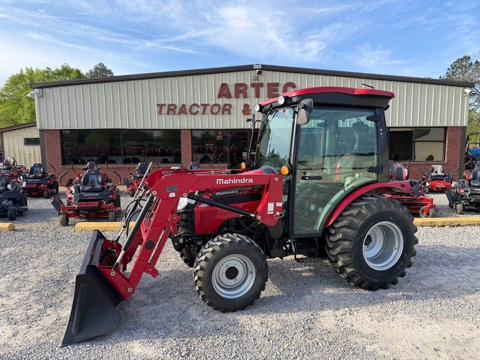 Mahindra 2600 Series 2638 HST Cab
