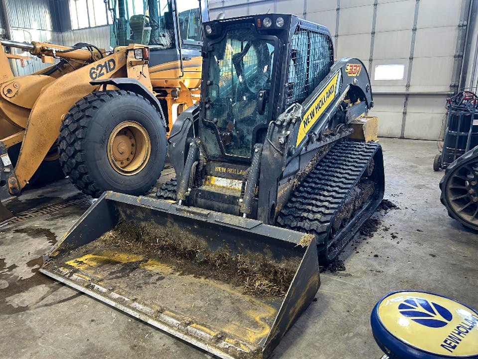 New Holland C337