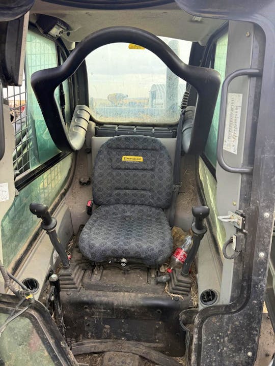 NEW HOLLAND L328