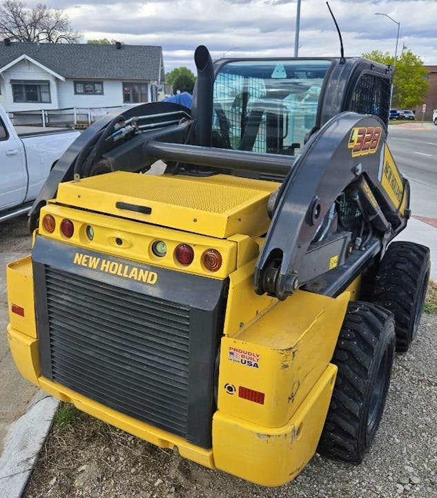 New Holland L328