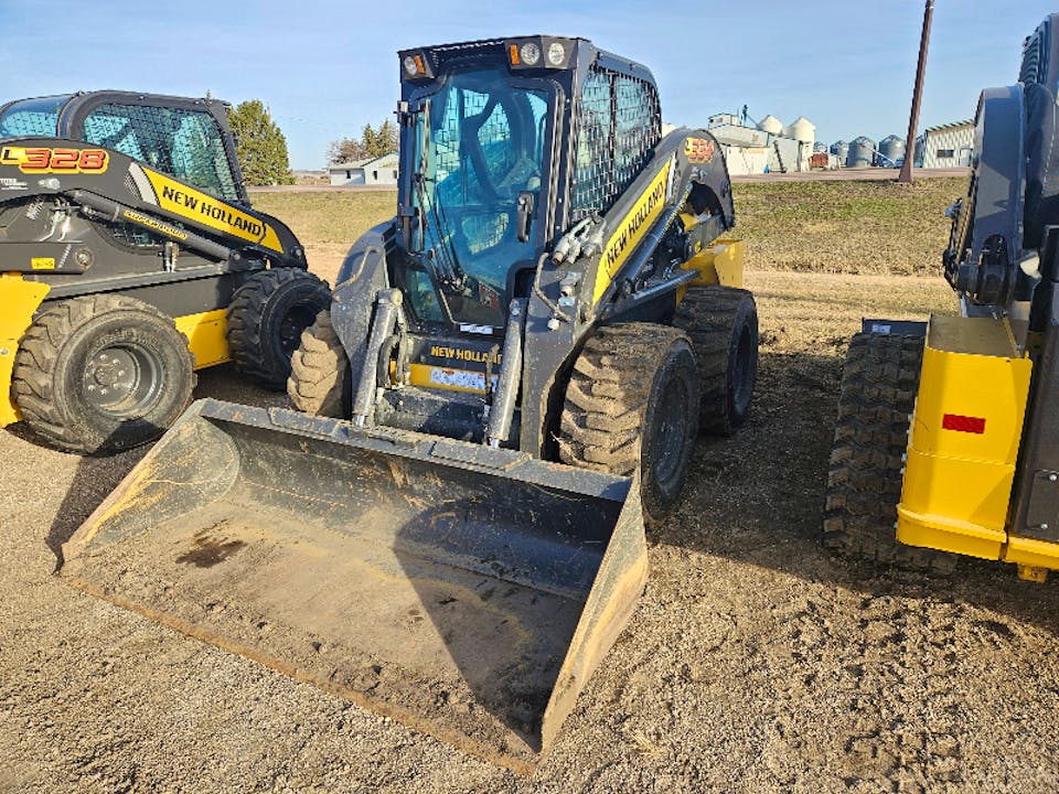 New Holland L334