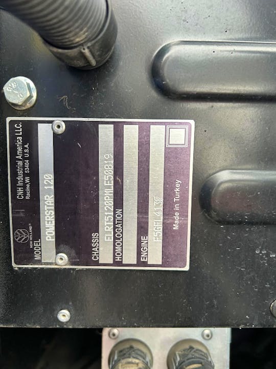 New Holland POWERSTAR 120