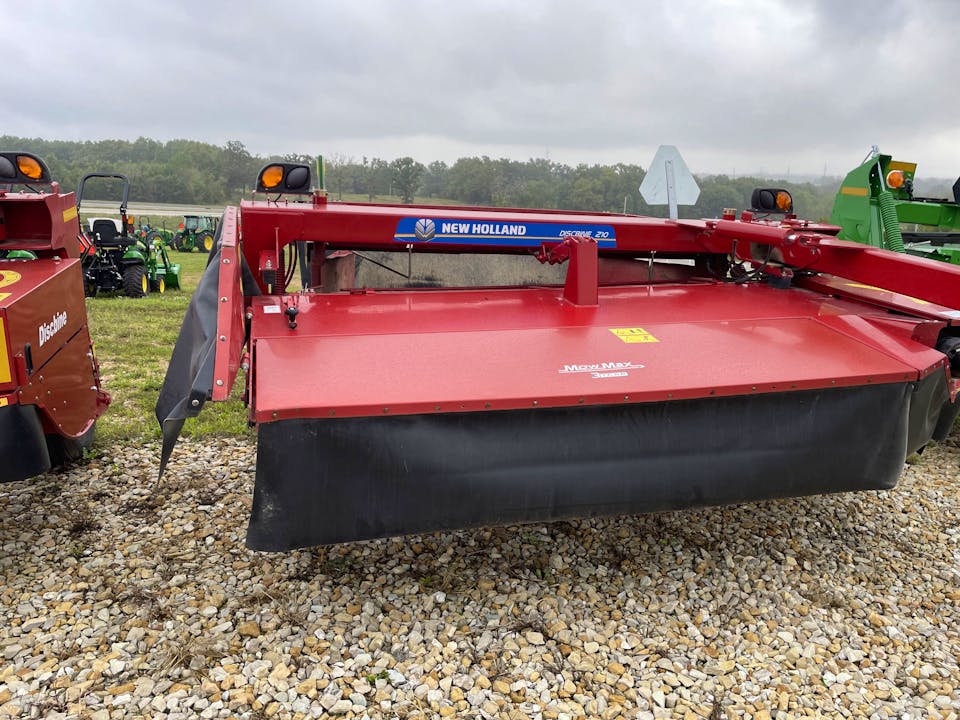 New Holland 210