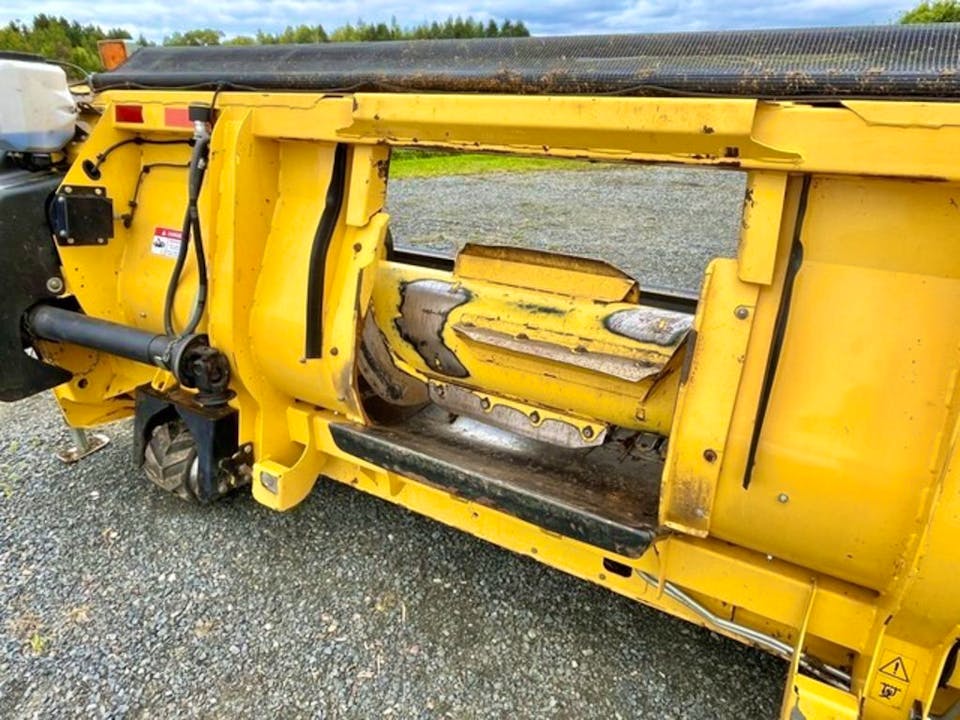 New Holland 380HDY