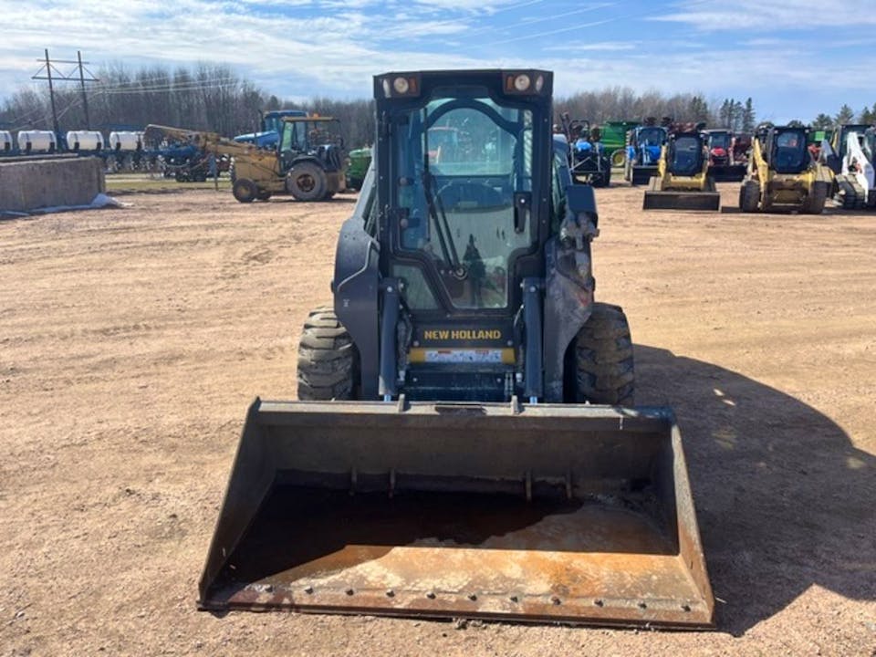 New Holland L328CHAE2