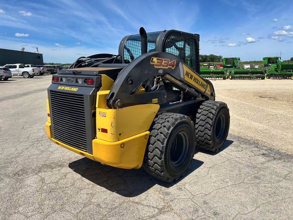 New Holland L334